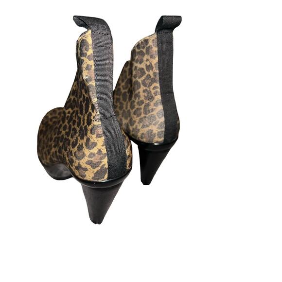 SAN MIGUEL SHOES Leopard STRETCH FABRIC ANKLE BOOTIES SIZE 6/7 - Picture 4 of 11